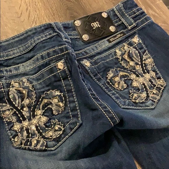 ❌SOLD❌ Buckle boot cut jeans - Picture 6 of 6